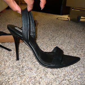 Black pointe toe Steve Madden heels